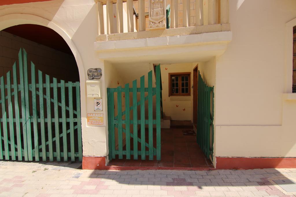 Mystic Flower B&B Birbuba Экстерьер фото